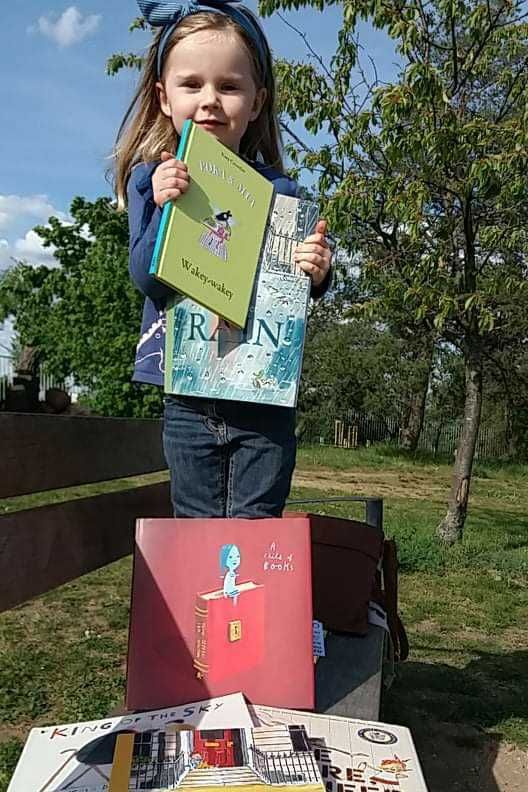 gabina sestra Marina sa tiež zapaja do ucenia